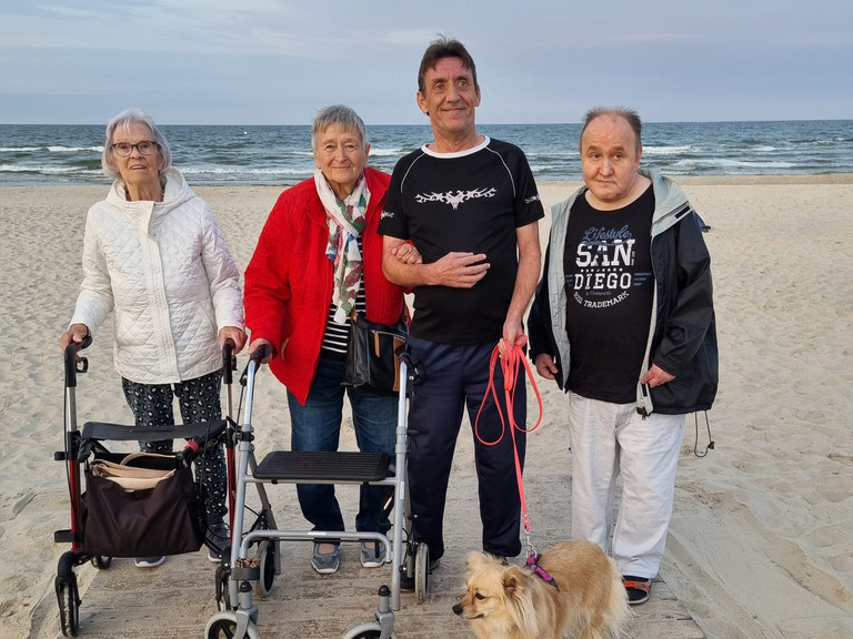 Ausflugsgruppe auf der Insel Usedom - Immanuel Haus Ecktannen